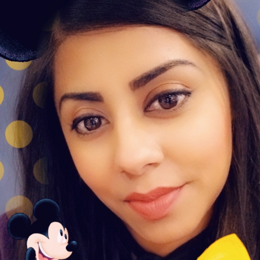 Meet your Posher, Priya